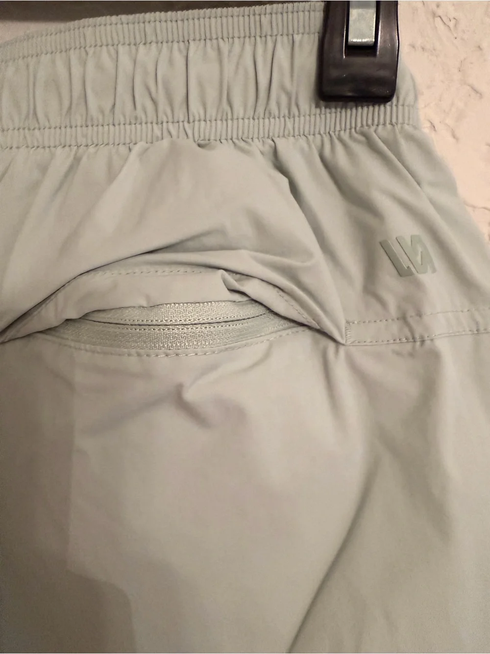VRST Men’s Small Light Gray Athletic Running Shorts Zip Pocket